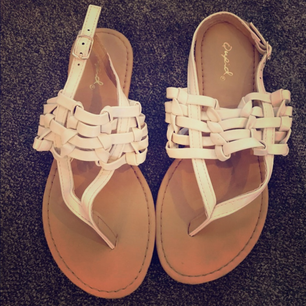 women’s sandals